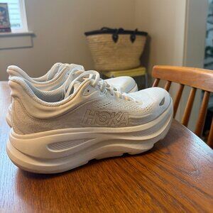 HOKA Bondi 9 Womens